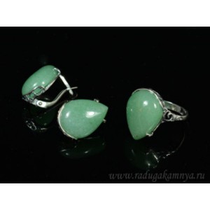 Кольцо и серьги с кварцем (имитация нефрита)