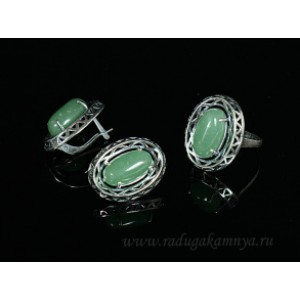 Кольцо и серьги с кварцем (имитация нефрита)
