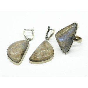 Кольцо и серьги беломорит " Грация "