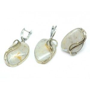 Кольцо и серьги из беломорита