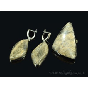 Кольцо и серьги солнечный камень " Грация " Кольцо и серьги солнечный камень " Грация "