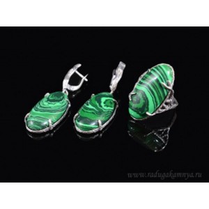Кольцо и серьги с малахитом (имитация) (иск.) Кольцо и серьги с малахитом (имитация) (иск.)