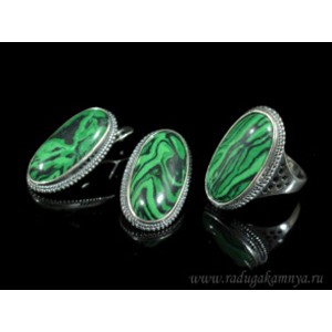 Кольцо и серьги с малахитом (имитация) (иск.) Кольцо и серьги с малахитом (имитация) (иск.)