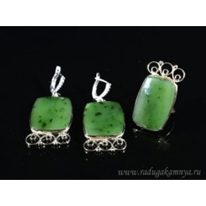 Кольцо и серьги нефрит " Прямоугольник "