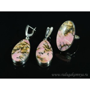 Кольцо и серьги из родонита Кольцо и серьги из родонита