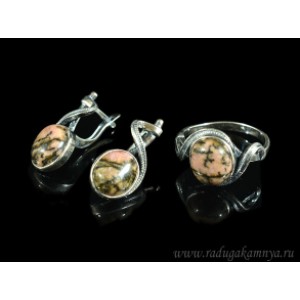 Кольцо и серьги с родонитом