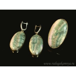 Кольцо и серьги из флюорита " Овал "