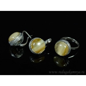 Кольцо и серьги с халцедоном (имитация) (иск.) Кольцо и серьги с халцедоном (имитация) (иск.)