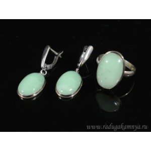 Кольцо и серьги хризопраз " Овал " Кольцо и серьги хризопраз " Овал "