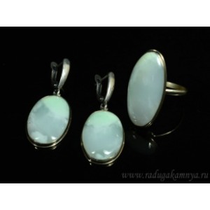 Кольцо и серьги хризопраз овал Кольцо и серьги хризопраз овал