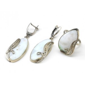 Кольцо и серьги с хризопразом