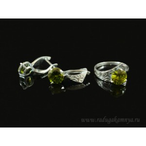 Кольцо и серьги с цирконом искусственным, цвет олива  (иск.)