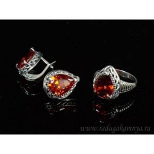 Кольцо и серьги с цирконом искусственным цвет красный  (иск.)