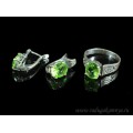Кольцо и серьги с цирконом искусственным, цвет салатовый (иск.) Кольцо и серьги с цирконом искусственным, цвет салатовый (иск.)