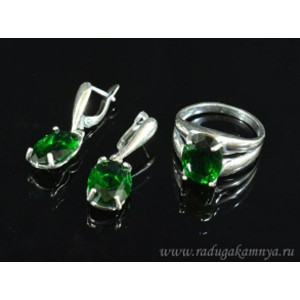Кольцо и серьги с цирконом искусственным, цвет зеленый  (иск.)