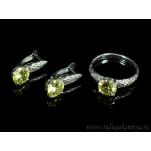 Кольцо и серьги циркон искусственный, цвет лимонный (иск.) Кольцо и серьги циркон искусственный, цвет лимонный (иск.)