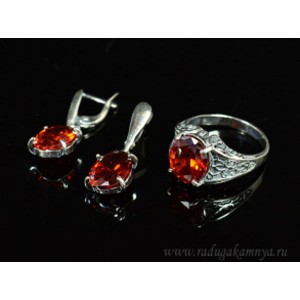 Кольцо и серьги с цирконом искусственным, цвет красный  (иск.)