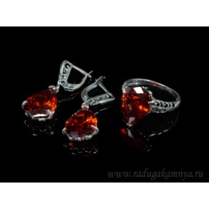 Кольцо и серьги с цирконом искусственным, цвет красный  (иск.)