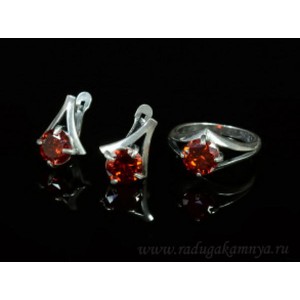 Кольцо и серьги с цирконом искусственным, цвет красный (иск.)