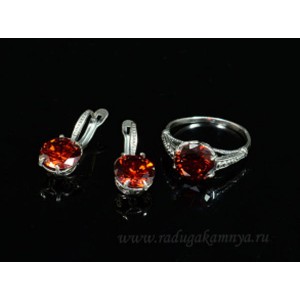 Кольцо и серьги с цирконом искусственным, цвет красный  (иск.)