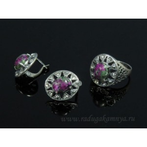 Кольцо и серьги с цоизитом