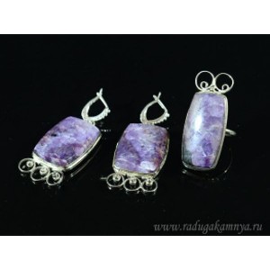 Кольцо и серьги чароит