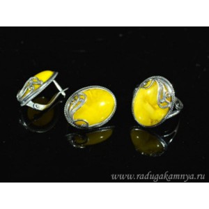 Кольцо и серьги с янтарем (имитация)  (иск.)