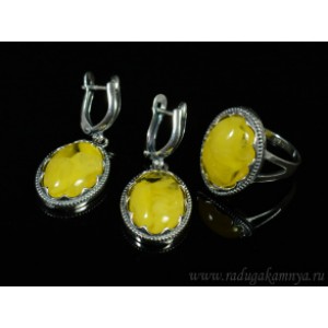 Кольцо и серьги с янтарем (имитация)  (иск.)