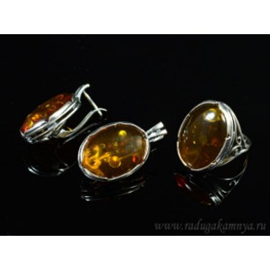 Набор с янтарём кольцо, серьги овал 19*26мм коньячный, 11,4гр. (иск.)