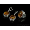 Набор с янтарём кольцо, серьги овал 18*25мм св.коньячный, 9,55гр. (иск.)