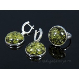 Комплект с янтарём в посеребрении кольцо, серьги круг 22мм зеленый (иск.)