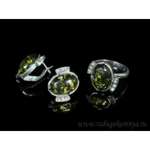 Набор с янтарём кольцо, серьги овал 16*15мм зеленый (иск.)