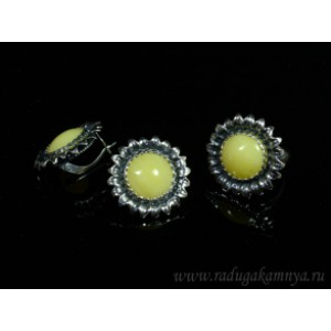 Набор с янтарём кольцо, серьги "подсолнух" 26мм молочный (иск.)