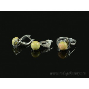 Кольцо и серьги с яшмой