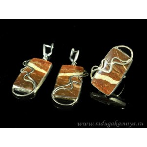 Кольцо и серьги с яшмой