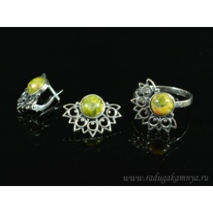 Кольцо и серьги с яшмой