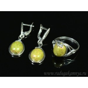 Кольцо и серьги с яшмой