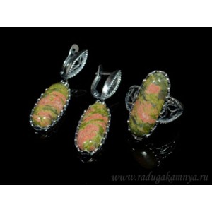 Кольцо и серьги с яшмой