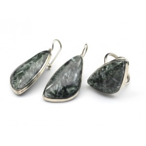 Кольцо и серьги серафинит " Грация "