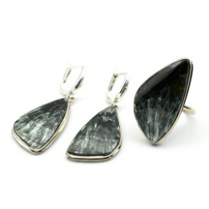 Кольцо и серьги с серафинитом " Грация "