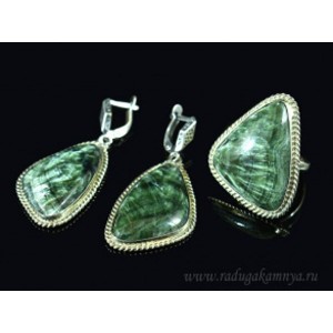 Кольцо и серьги серафинит " Грация "