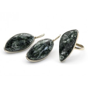 Кольцо и серьги серафинит " Грация "