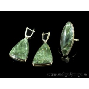 Кольцо и серьги серафинит