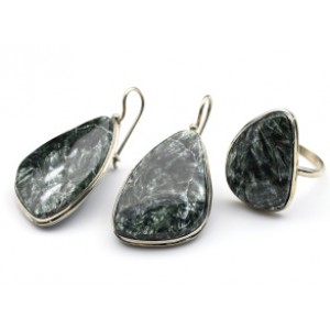 Кольцо и серьги серафинит " Грация "