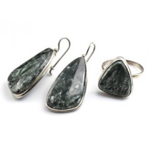 Кольцо и серьги серафинит