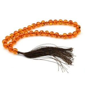 Четки мусульманские из янтаря шарик 10мм цвет  коньячный, 35см (иск.)