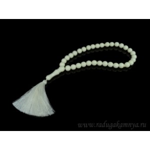 Четки из янтаря искусственного шарик 12мм цвет "белоснежка", 40см. (иск.)