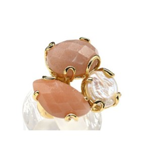 Женское кольцо с беломоритом и жемчугом Барокко из ювелирного сплава