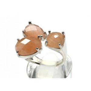 Кольцо с авантюрином солнечным из ювелирного сплава