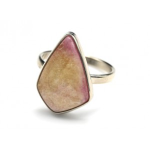 Кольцо с турмалином " Грация " 14*21мм